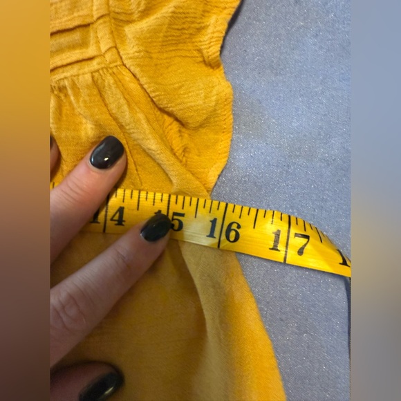 American Eagle Outfitters Yellow Flutter Sleeve Blouse - Picture 6 of 7